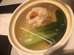 扬州蟹粉狮子头-翡翠江南(国贸商城店)