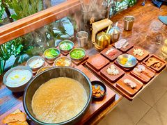 -银米·云南传统过桥米线(双廊黑金冠店)