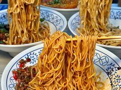 -李与白包子铺(桐梓林店)