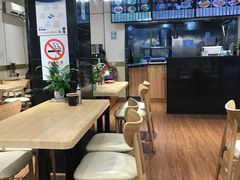 大堂-好麺世家海鲜面馆(新建中路店)