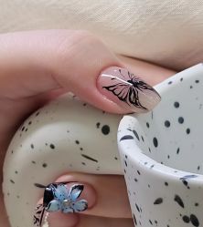-进巍美甲美睫