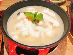 酸汤鱼-小大董·烤鸭(凤凰汇店)