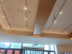 -肥肥虾庄·金牌油焖大虾(汉口城市广场店)