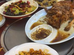 -聚首堂·特色小吃·肘子(什刹海德胜门店)