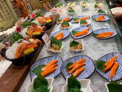 -四海一家自助餐(益田假日广场店)