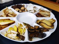 -野菌皇海景野生菌火锅(滨海大道店)