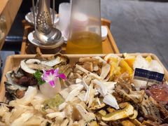 -一朵菌·野生菌探索家火锅(南亚店)