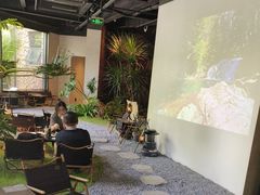 -J Create城市露营咖啡·简餐·宠物(上海动物园店)