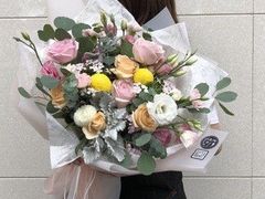 -花间阁鲜花气球连锁(两路口上清寺急市救中心店)