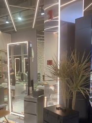 -PE SALON 