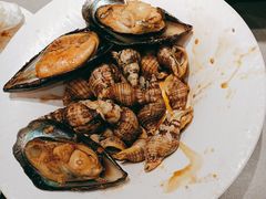 -山焱·炭火自助烤肉(周浦万达店)