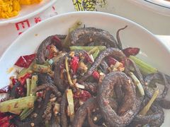 -丹水桥地锅鱼·翘嘴鲌·地方特色全鱼宴(丹江口大坝店)