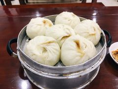 -胡成记口蘑龙眼包子(盐道街店)