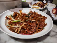 -蝴蝶里·粤菜·点心(滨江龙湖店)