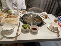 -山海龙·潮汕牛肉火锅(奥林春天店)