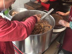 -谢记素红大肠店(新民路店)