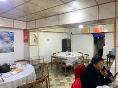 大堂-鲁朗纳麦石锅鸡庄园