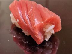 赤身手握寿司-荣一代目OMAKASE板前料理