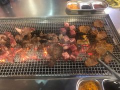 -马路牙子烧烤音乐酒馆(望京店)