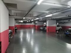 -创兴金融中心-地下停车场