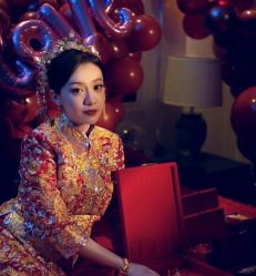 -Lady  Jane高端婚纱礼服馆