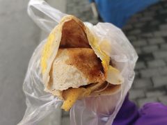 -正宗杂粮煎饼香软鸡蛋饼