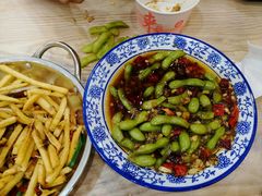 -江城燕子大排档(江汉路步行街店)