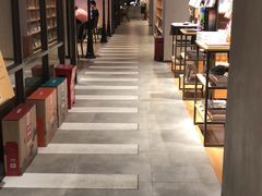 -百新书局(尚悦湾店)
