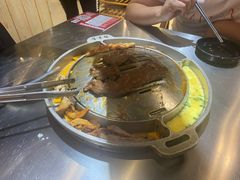 -哈哈碳都·牛肋条无限自助烤肉(台江万达店)