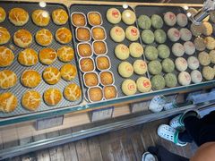 -嘉华鲜花饼(四方街旗舰店)