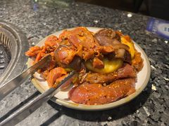 烤肉-钱小奴海鲜自助黑金店(杭州滨江龙湖店)