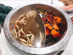 -憨铁匠老火锅(龙岗万科里店)
