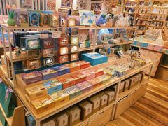 -猫的天空之城概念书店(印象城购物中心店)