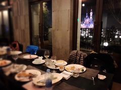 -WOLFGANG PUCK KITCHEN & BAR(迪士尼小镇店)