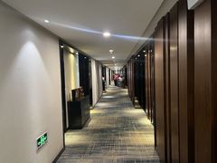 -维斯特假日酒店温泉