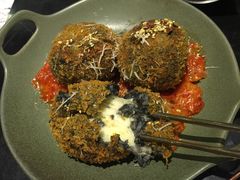 墨鱼芝士饭团-KCOOKING概念韩餐(世茂52+店)