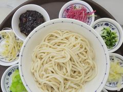 -海碗居老北京炸酱面(增光路店)