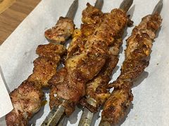 新疆烤羊肉串-贯贯吉·清真餐厅(浙江中路店)