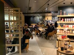 -星巴克臻选(国贸商城首店)