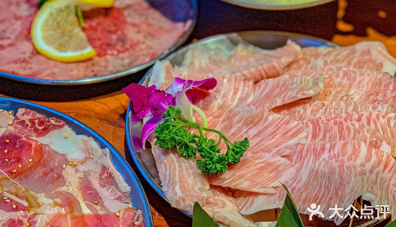 我不允许有人没吃过大猩猩烤肉❗