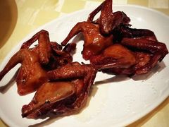 招牌烤乳鸽-石岐佬中山菜馆(张溪店)