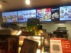 -肯德基(西影路店)