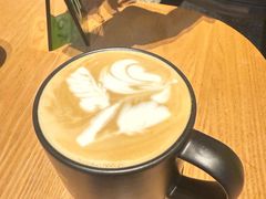 -星巴克臻选(上海合生汇1F店)