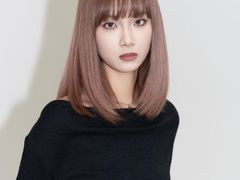 -M Stand(深圳龙岗万科广场店)