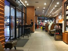 -星巴克(上海虹桥新天地二店)