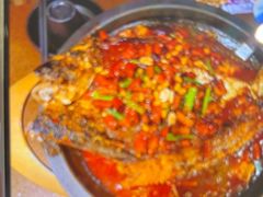 -鸣记脆皮烤鱼·海鲜烤鱼(三八广场店)