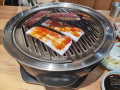 -汉城烤肉·黑金冠(华山路店)