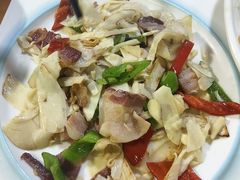 -龙姐私房菜(和顺古镇店)