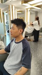 -即型男士理发工作室
