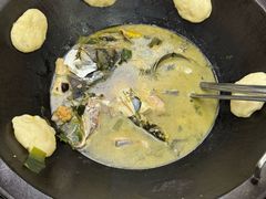 -丹水桥地锅鱼·翘嘴鲌·地方特色全鱼宴(丹江口大坝店)